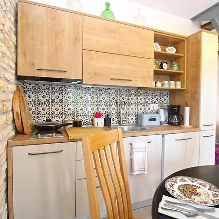 Apartamento 2323 *